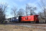 TFT train heading away from Franklin Avenue